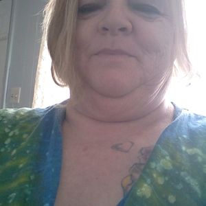 Meet your Posher, Debby